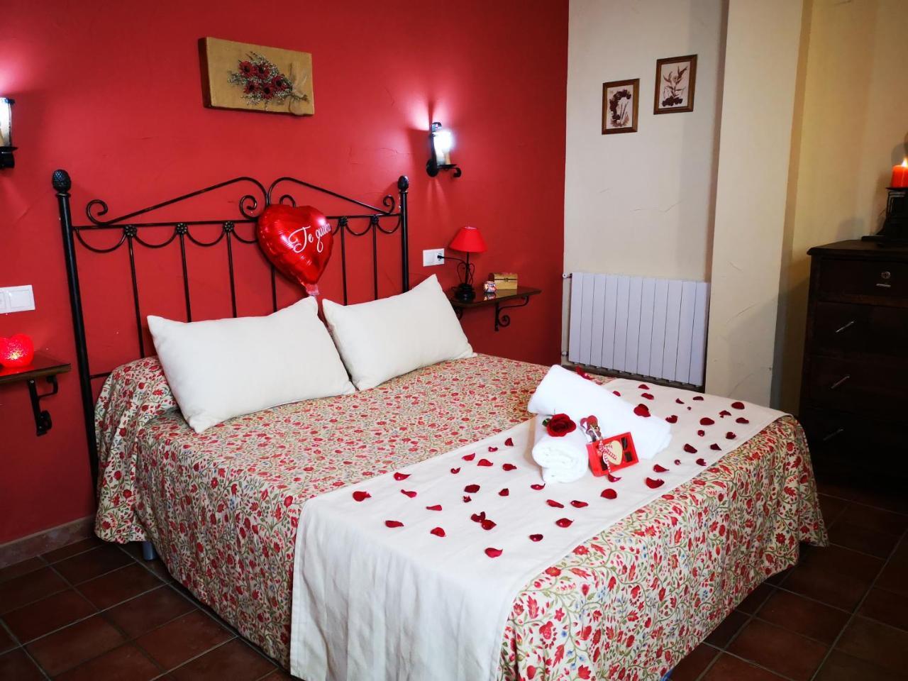 Hinojares Apartamentos La Suerte מראה חיצוני תמונה